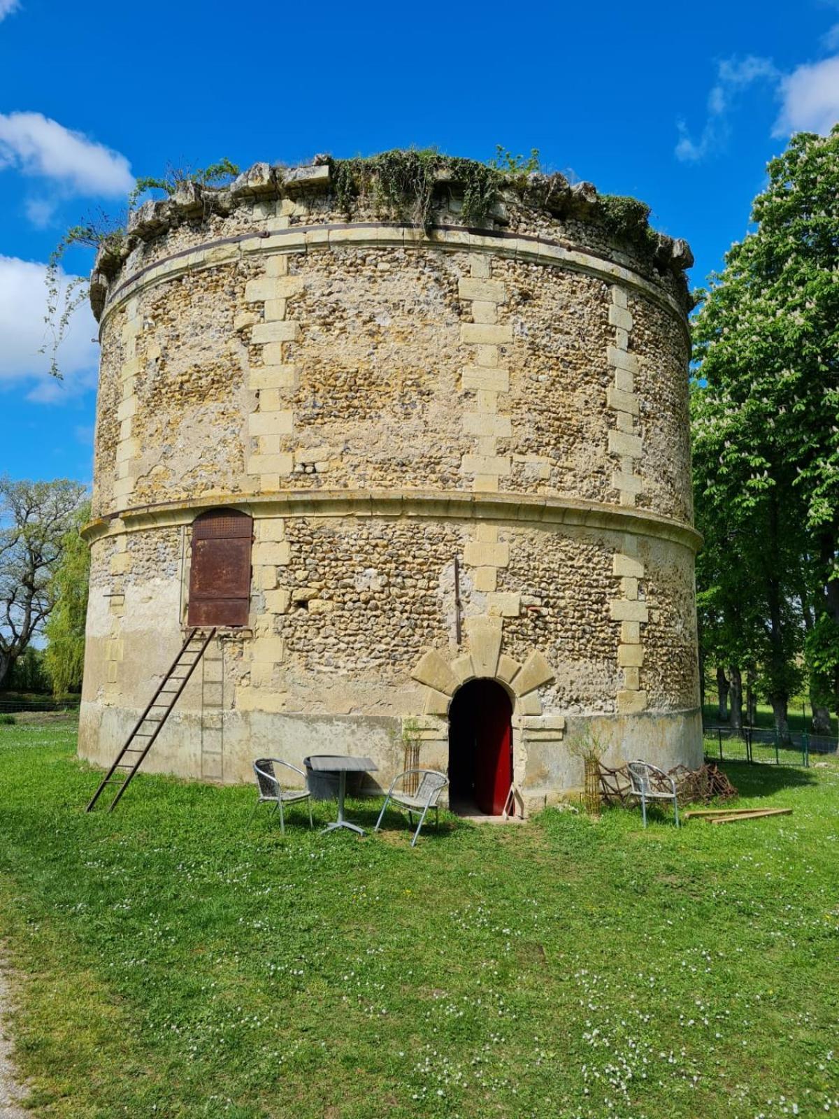 Chateau De Jallanges & Spa A Vouvray - 1H De Spa Incluse Par Jour Exterior foto